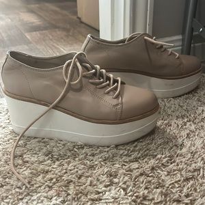 Steve Madden platform shoes